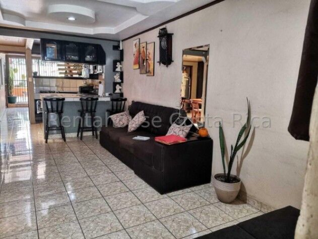 Venta de Casa en El Tejar, Alajuela. RAH 23-1532 in San Antonio, Alajuela — ₡ 70 000 000 - Photo 3 of 19