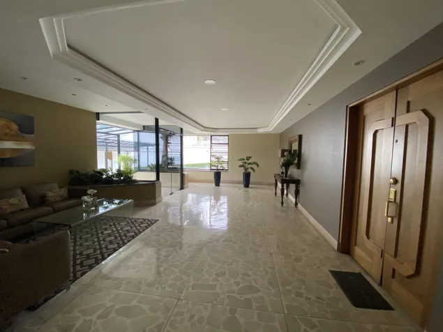 Venta de apartamento con vista al Country Club de Escazú #26-145 GS en San Rafael, Escazú, San José — $375,000 - Foto 2 de 11