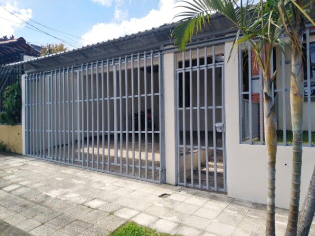 Venta casa de un nivel con jardín y parqueo para 2 vehículos #26-295 GS en Mata de Plátano, Goicoechea, San José — $189,000