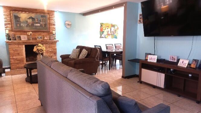 Casa en Venta en San Vicente de Moravia con Seguridad y Cerca de todo. in San Vicente, Moravia, San José — $230,000