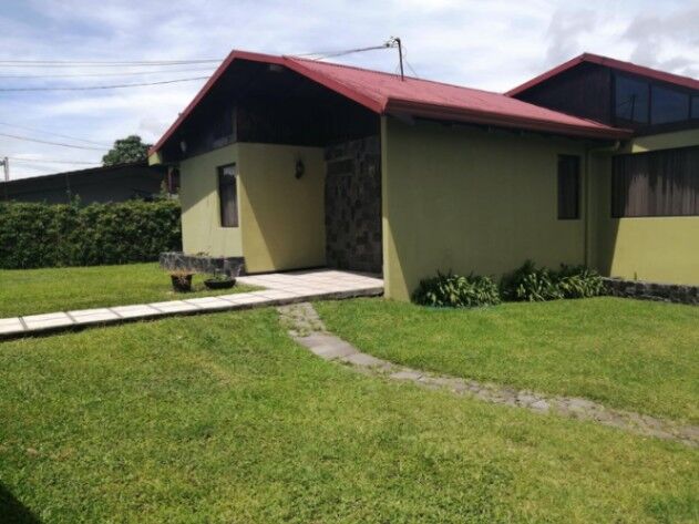 Se vende propiedad con 1499m2 en Santo Domingo Heredia 25-632 en Santo Domingo, Heredia — ₡ 165 000 000