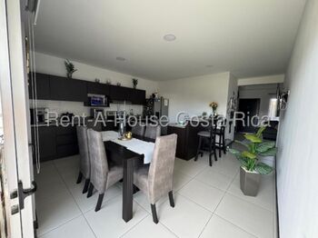 Venta Casa Guarco Tejar 26-1466 in El Tejar, El Guarco, Cartago — $160,000 - Photo 4 of 11