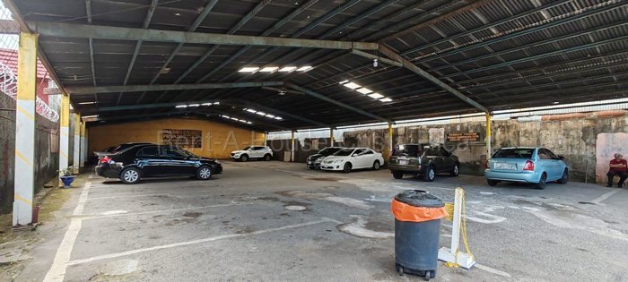 Venta de Parqueo Comercial Techado en San José Centro #27-215 GS in Hospital, San José — $1,526,206