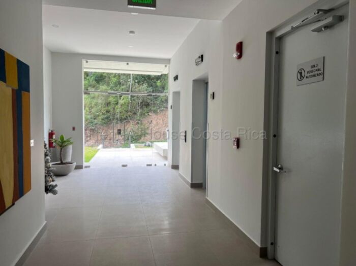 Alquiler apartamento tipo estudio a estrenar #26-1960 GS in Santa Ana, San José — $1,250