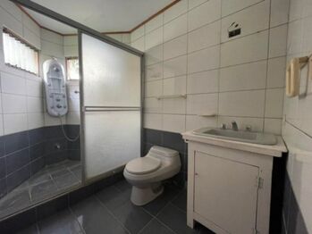 Se vende casa con patio y terraza en San Rafael Escazú 25-466 en San Rafael, Escazú, San José — $443,000 - Foto 5 de 17