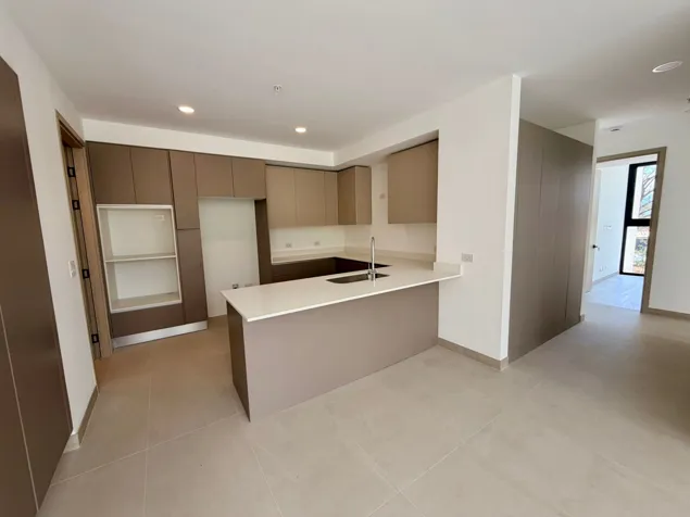 Alquiler Apartamento Nuevo en Escazú | 3 Habitaciones en San Rafael, Escazú, San José — $2,800 - Foto 2 de 11