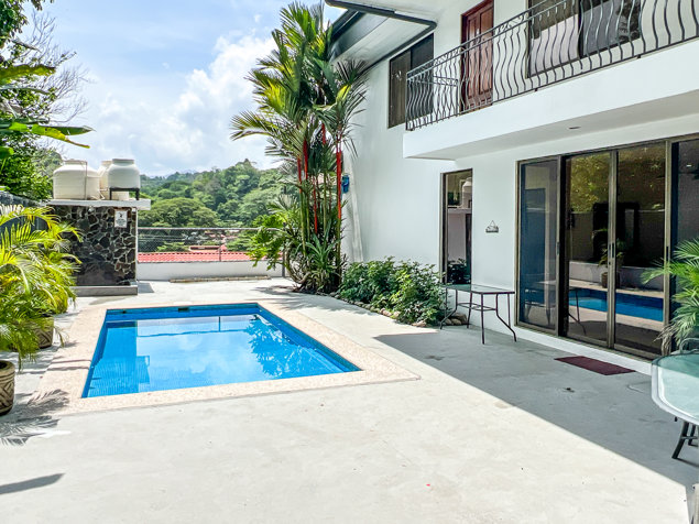 Venta de Casa de Inversión Vacacional en Punta Leona en Tárcoles, Garabito, Puntarenas — $350,000 - Foto 2 de 43