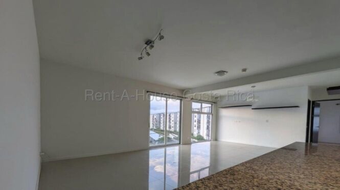 APARTAMENTO EN VENTA EN CURRIDABAT SAN JOSÈ in Granadilla, Curridabat, San José — ₡ 75 000 000