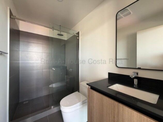 Alquiler de Apartamento en Mata Redonda, San José. RAH 27-29 en Mata Redonda, San José — $1,000
