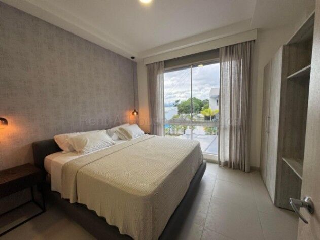 Venta de Casa en Montes de Oca-San Rafael. RAH 27-178 en San Rafael, Montes De Oca, San José — $225,000