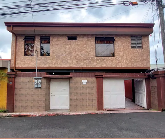 San Rafael abajo de Desamparados, 5 casas en una propiedad in San Rafael Abajo, Desamparados, San José — $140,000