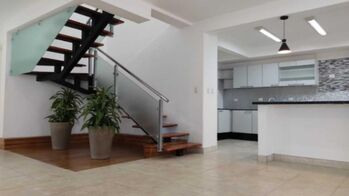 Alquiler de Casa en Piedades de Santa Ana. RAH 26-1088 en Pozos, Santa Ana, San José — $2,600 - Foto 4 de 6