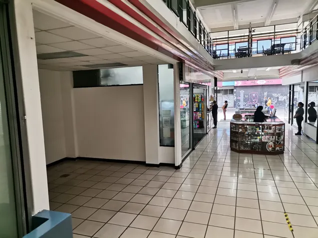 Alquiler de Locales Comerciales en San José Centro en Carmen, San José — $590 - Foto 2 de 4