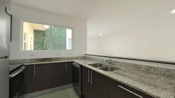 Se vende casa en San Antonio Escazú 26-184 en San Antonio, Escazú, San José — $230,000 - Foto 5 de 19