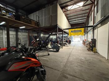 COMERCIO CON APARTAMENTO EN VENTA, GOICOCHEA, $235.000 Cod#25-1517 en Calle Blancos, Goicoechea, San José — $235,000 - Foto 5 de 8