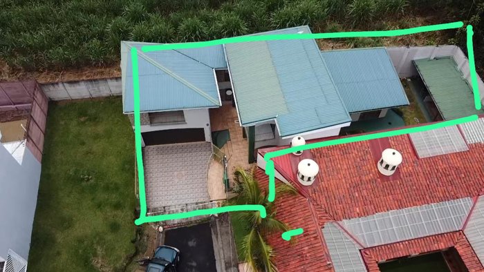 Hermosa casa en dos niveles muy cerca del centro de Grecia in Grecia, Alajuela — $299,000 - Photo 3 of 30