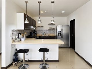 Venta de Apartamento amoblado en Santa Ana - Photo 2 of 3