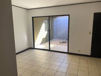 Se vende Casa en Tres Ríos, Residencial Estancia Antigua en Tres Ríos, La Unión, Cartago — 100 000 000 ₡ - Foto 4 de 10