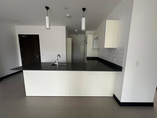 VENTA DE APARTAMENTO, SANTA ANA, POZOS, CONDOMINIO URBAN FLATS in Pozos, Santa Ana, San José — $220,000