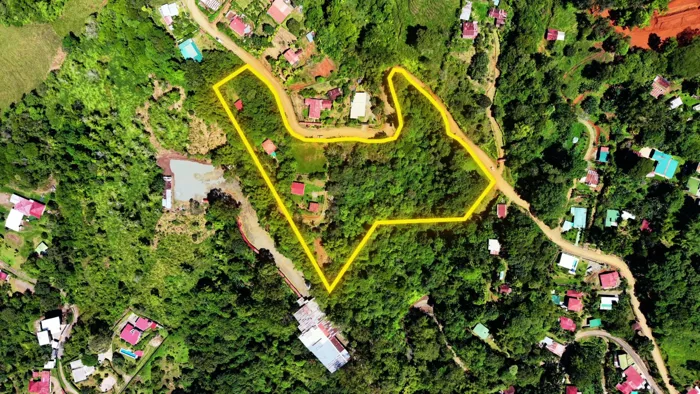Finca de 21.512 m² en San Rafael Norte, Pérez Zeledón — Ingresos Activos y Potencial Turístico en San Isidro De El General, Pérez Zeledón, San José — $400,000