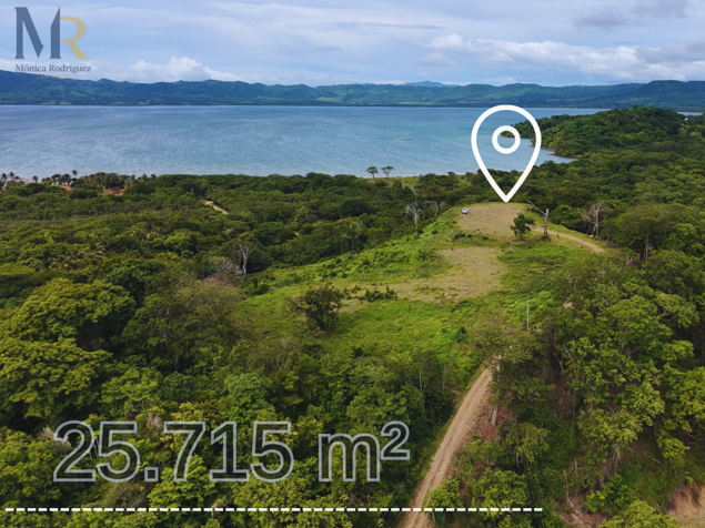 DEVELOPMENT AND INVESTMENT OPPORTUNITY WITH PANORAMIC PACIFIC OCEAN VIEW in La Cruz, Guanacaste — $2,175,000