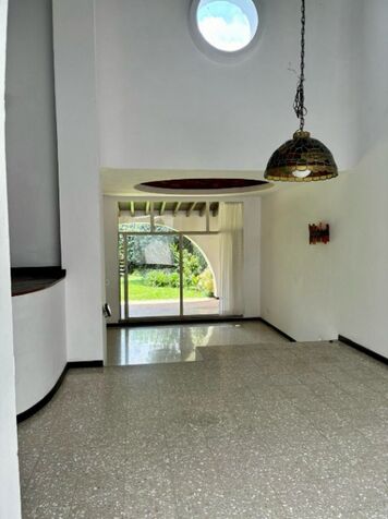VENTA DE EXCLUSIVA CASA, SAN JOSE, CURRIDABAT, PINARES  in Granadilla, Curridabat, San José — $475,000