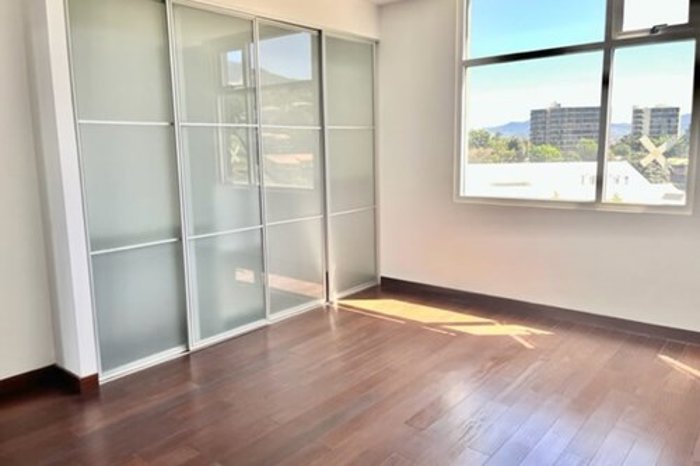 Excelente Penthouse en Escazu in San Rafael, Escazú, San José — $622,000 - Photo 2 of 20