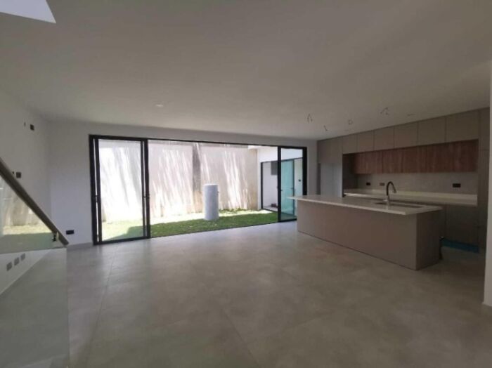 Alquiler de Casa en San Rafael de Escazû.  in San Rafael, Escazú, San José — ₡ 1 500 000