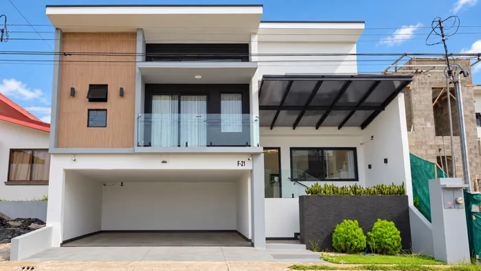 Casa de lujo en Montezuma Grecia en Puente De Piedra, Grecia, Alajuela — $482,857