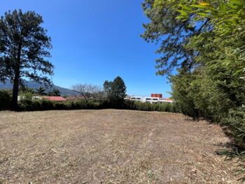 VENTA DE TERRENO CON 3 LOTES PLANOS GUACHIPELIN RESIDENCIAL en San Rafael, Escazú, San José — $685,200 - Foto 4 de 8