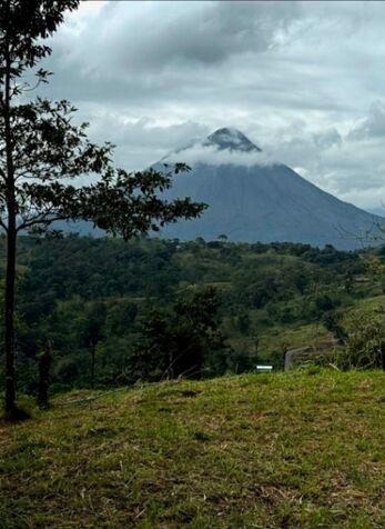 Lote con Super Vista al Volcán Arenal a 30min de La Fortuna en La Fortuna, San Carlos, Alajuela — ₡ 80 000 000
