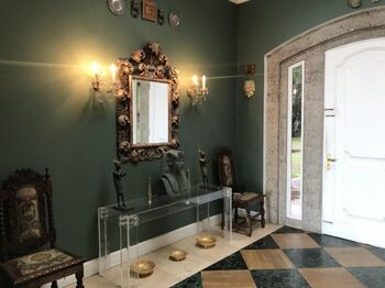 Venta de Lujosa y Amplia Casa en Granadilla, Curridabat / JB OFC Mls. 25-468 en Granadilla, Curridabat, San José — $1,400,000 - Foto 4 de 15