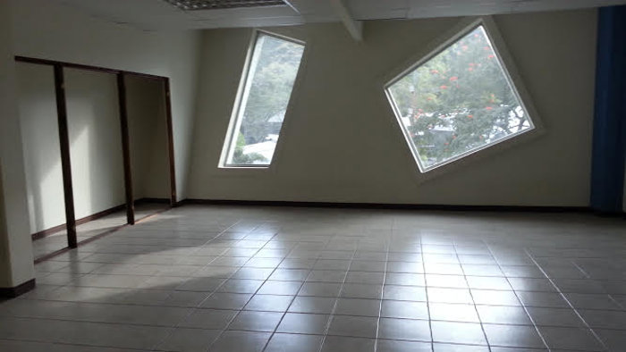 Oficina en Alquiler en Guachipelin de Escazú,  PC540542 in San Rafael, Escazú, San José — $5,963 - Photo 2 of 16