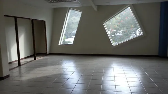 Oficina en Alquiler en Guachipelin de Escazú,  PC540542 en San Rafael, Escazú, San José — $5,963 - Foto 2 de 16