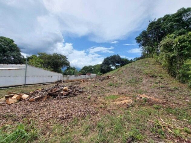 Venta lote residencial de 1.709 m² con 70% de cobertura #26-762 GS in Turrúcares, Alajuela — $152,890
