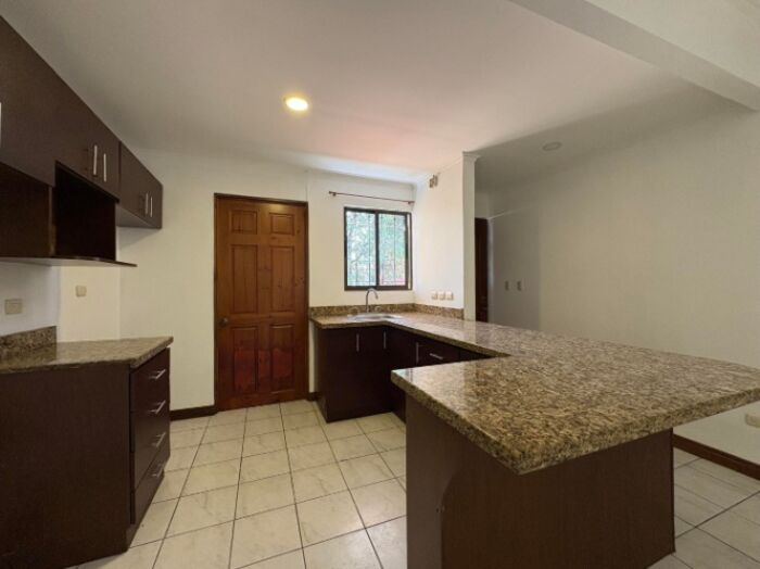 Venta de Casa en Tibás-Colima, San José. in Colima, Tibás, San José — $120,000