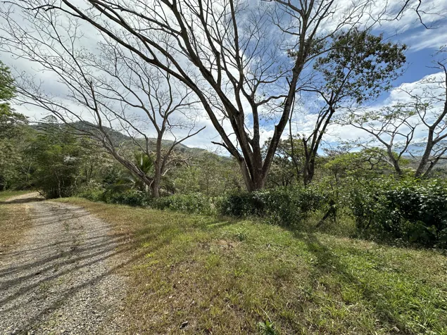 Lote de 5632m2 en San Pablo de Turrubares en San Pablo, Turrubares, San José — ₡ 25 000 000 - Foto 3 de 10