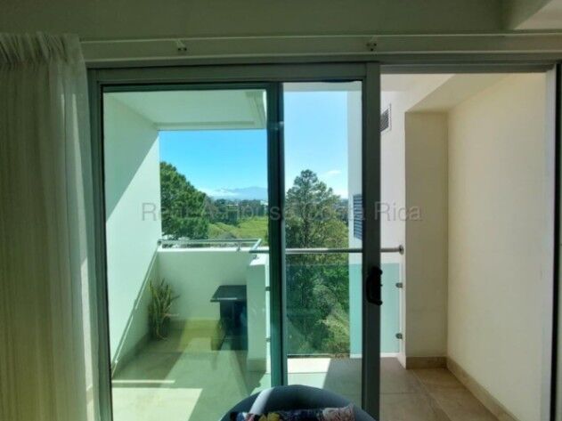 Alquiler de Apartamento Amoblado en Uruca, San José.  en Uruca, San José — $1,000