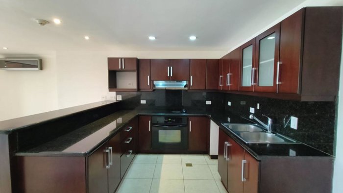 ALQUILER DE APARTAMENTO, SABANA, CONDOMINIO TORRES DEL PARQUE in Mata Redonda, San José — $2,900