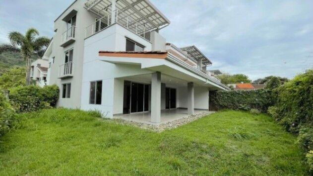 MLS-25-1972 LS ALQUILER CASA SAN RAFAEL ESCAZU in San Rafael, Escazú, San José — $3,950