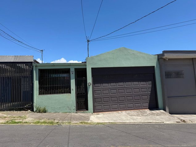 Venta de casa en Cartago cerca del Polideportivo en Oriental, Cartago — ₡ 79 000 000