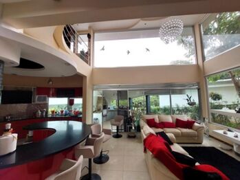 Se vende espaciosa propiedad con 2 casas en San Miguel Heredia 26-280 en San Miguel, Santo Domingo, Heredia — 450 000 000 ₡ - Foto 4 de 22