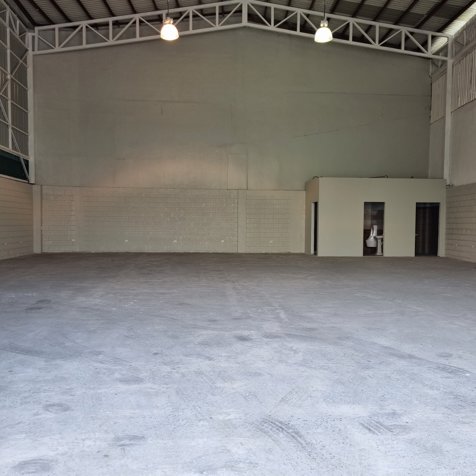 Bodega y Locales en Venta en San Jose,Comercial.Alquilada,5PJG7984814 en Carmen, San José — $600,000