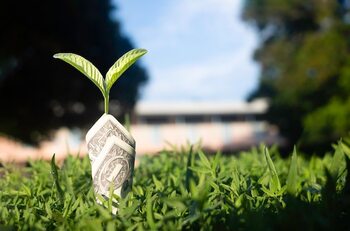 Ahorra para Tu Santuario Natural en La Fortuna y Disfruta la Vida · Finanzas y Planeación