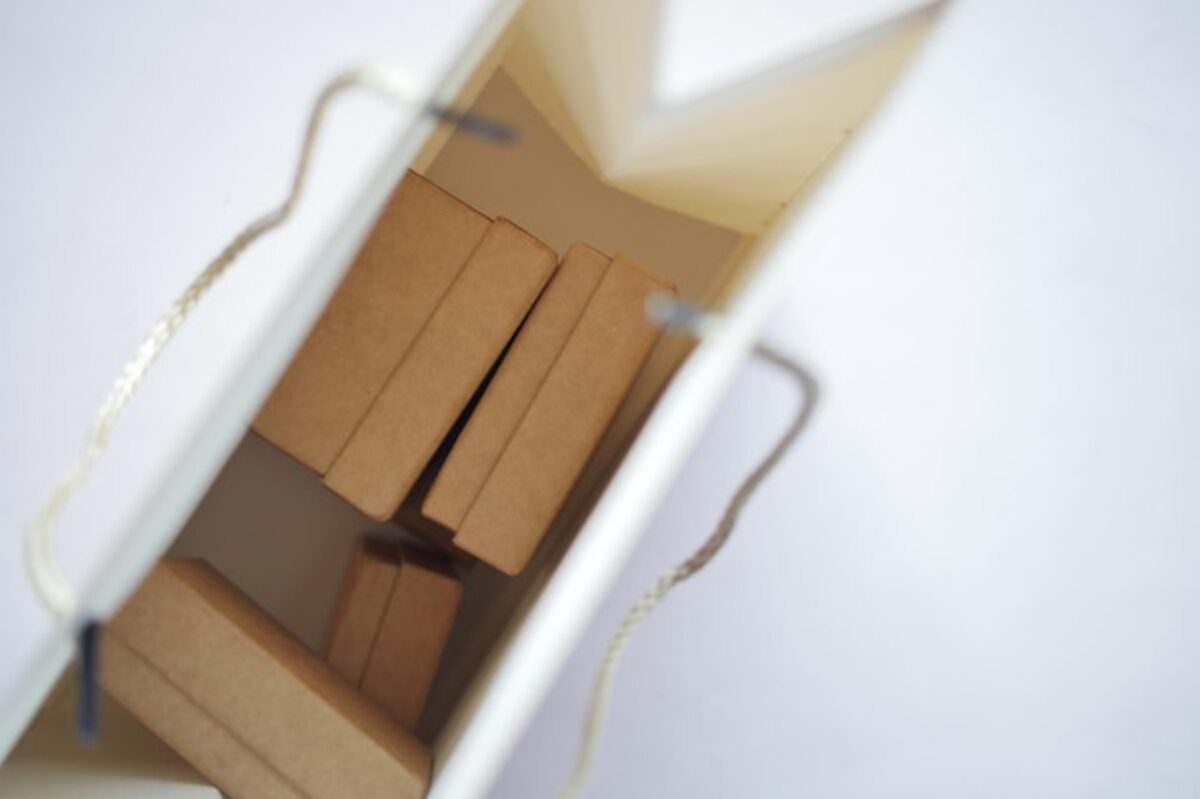 Make the most of your new home with practical organization tips.