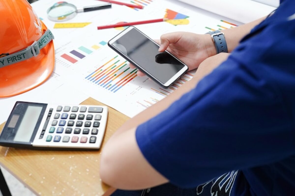 Key aspects to evaluate hidden costs when buying a home.