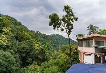 Essential aspects for choosing the right home in Costa Rica · Home