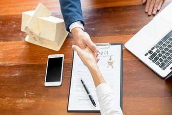 Essential aspects for negotiating effective rental guarantees · Rental Guides