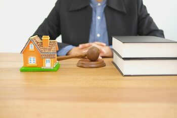 Legal Aspects to Avoid Problems When Buying Your Home · Legal Aspects
