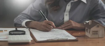 Aspectos legales que aseguran tu escritura de propiedad sin complicaciones · Aspectos Legales